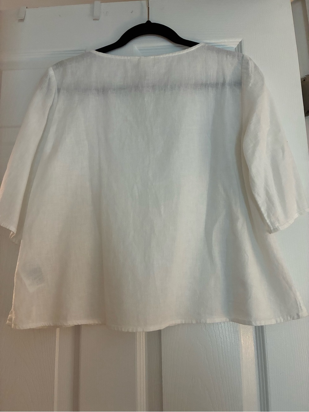 H&M White Embroidered Linen Blend Women's Top - Picture 2 of 3